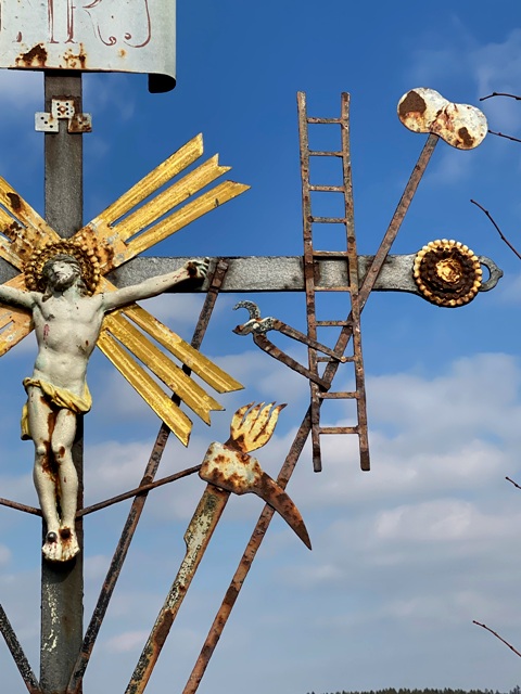 Arma-Christi-Kreuz bei Adrazhofen