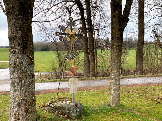 Arma-Christi-Kreuz Adrazhofen, Richtung Tannhfe