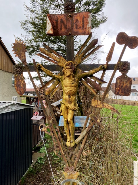 Arma-Christi-Kreuz in Arnach, Berngariusstrae