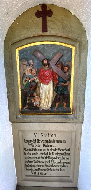 Kreuzweg auf dem Baindter Friedhof