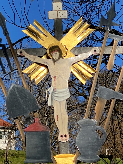 Arma-Christi-Kreuz beim Bauernhausmuseum Wolfegg