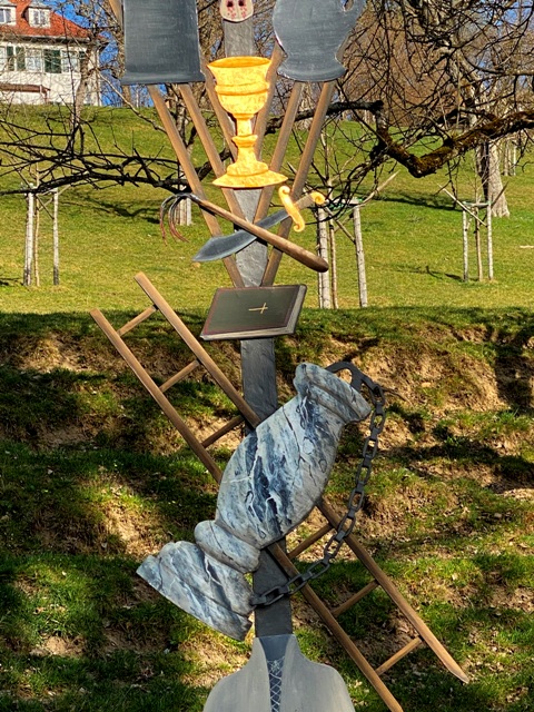 Arma-Christi-Kreuz beim Bauernhausmuseum Wolfegg