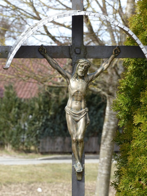 Wegkreuz, Ortsmitte Gwigg (Detail)