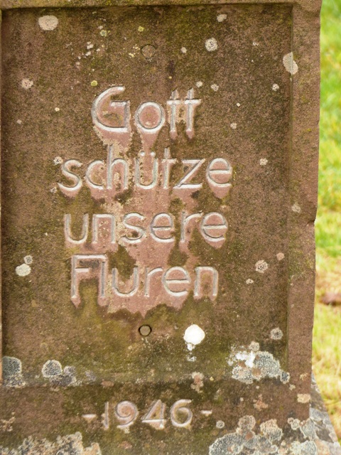 Wegkreuz Wolfegger Strae, nach Ortsschild rechts, Detail