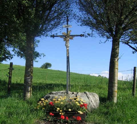 Flurkreuz oberhalb des Schtzenhauses, Fam. Bauer Oberhofer Steinach