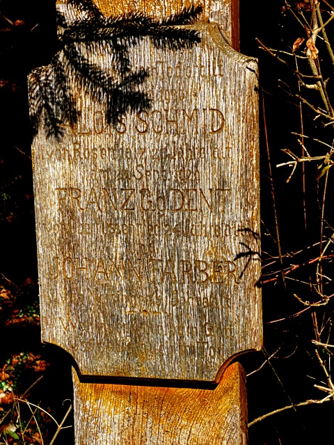 Wegkreuz aus Holz mit Kupferdach Bodnegg