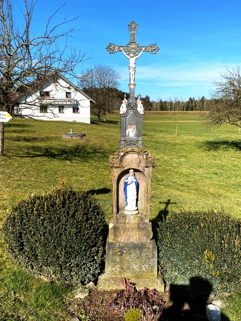 Wegkreuz mit Herz-Mariens_Madonna in Bodnegg