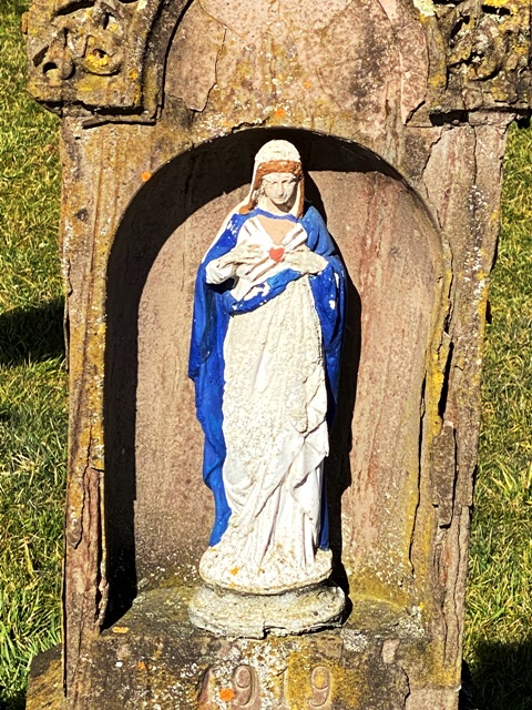 Wegkreuz mit Herz-Mariens_Madonna in Bodnegg