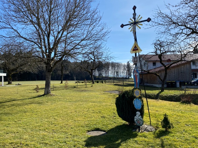 Wegkreuz auf dem Weg nach Waldburg