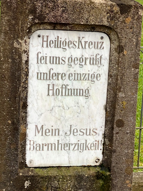 Wegkreuz in Breiten