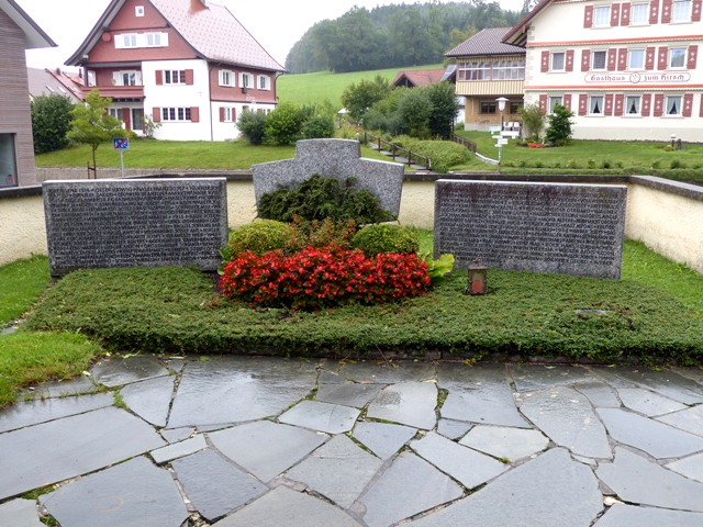 Ehrenmal fr die Opfer der Kriege Deuchelried