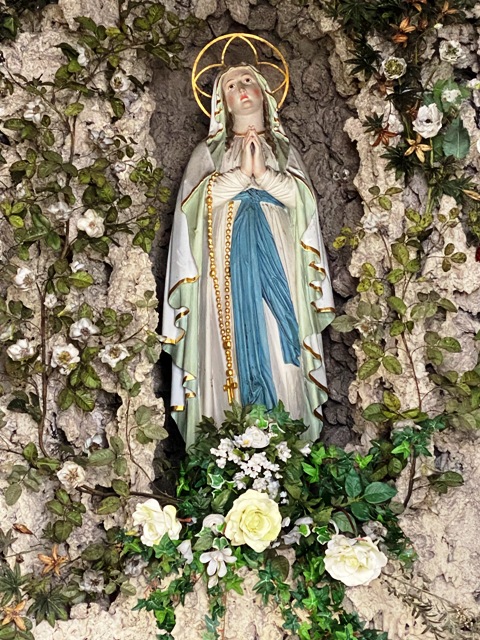 Diepoldshofen, Friedhofskapelle, Lourdesmadonna