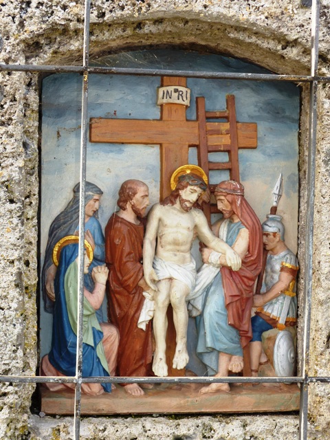 Eintürnen, Station 13,  Jesus wird vom Kreuz abgenommen