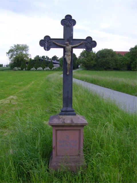 Wegkreuz "In diesem Zeichen wirst du siegen", bei Vorderurbach
