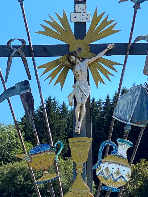 Arma-Christi-Kreuz zwischen Frauenzell und Hinznang