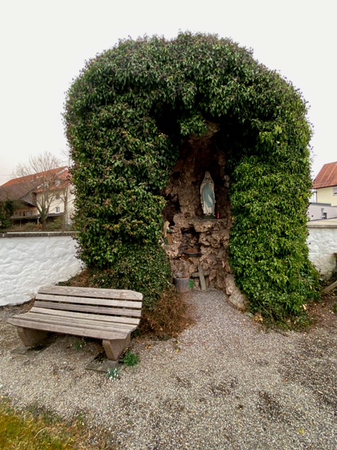 Lourdesgrotte in Gornhofen