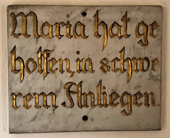 Gottesberg, Lourdesgrotte, Votivtafel