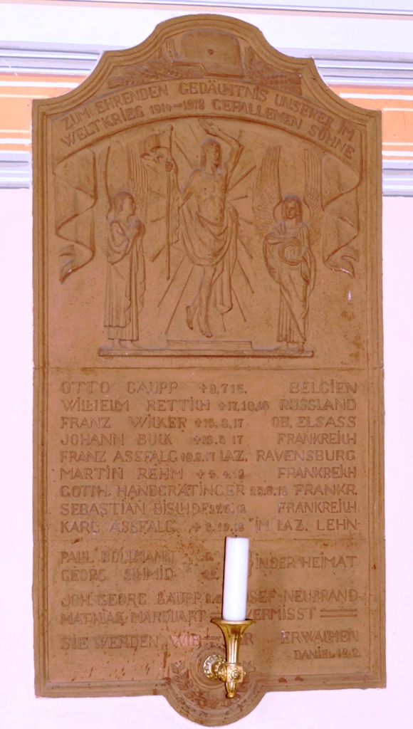 Ehrenmal in der Kirche von Grundsheim