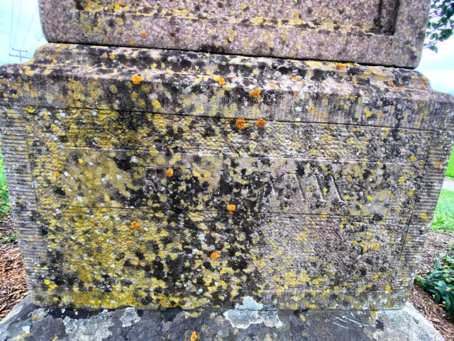 Haisterkirch, Feldkreuz mit Shnekreuz