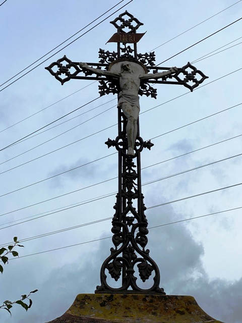 Haisterkirch, Feldkreuz mit Shnekreuz