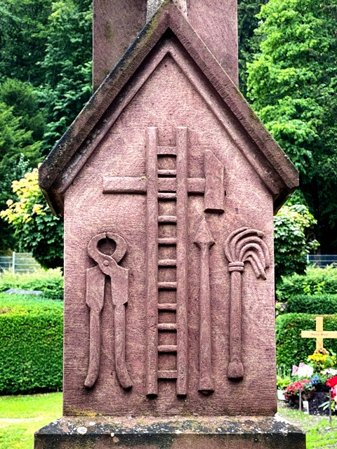 Hechingen-Boll, Arma-Christi-Kreuz