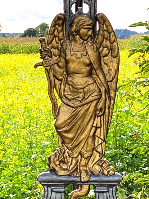 Wegkreuz in Hittelkofen
