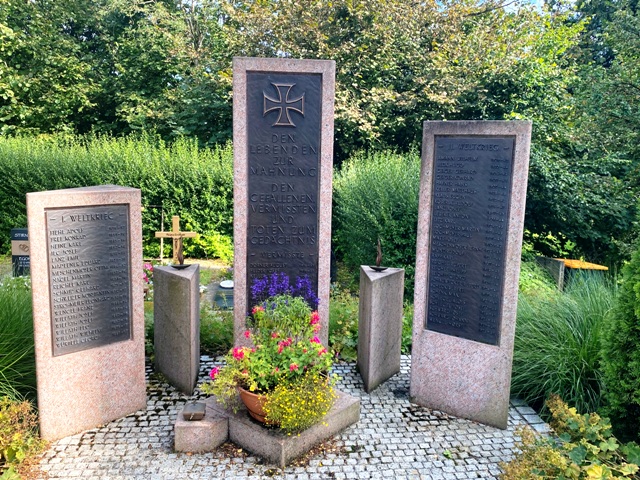 Denkmal fr die Gefallenen und Vermissten der Weltkriege in Kappel