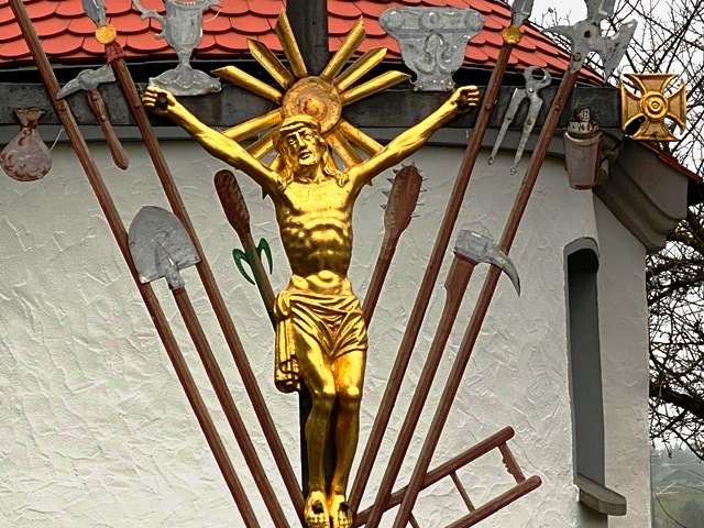 Lanzenhofen, Arma-Christi-Kreuz