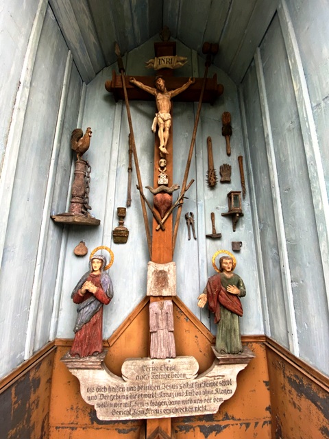 Maierhfen, Arma-Christi-Kreuz