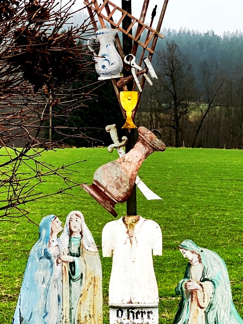 Merazhofen, Arma-Christi-Kreuz, Detail