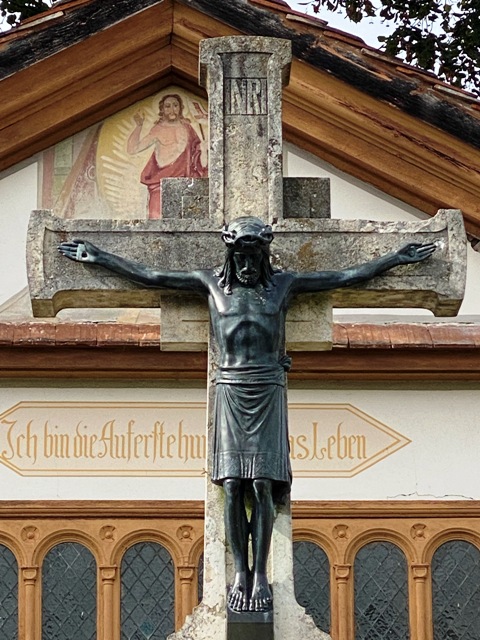 Merazhofen Kapelle mit der Lourdesgrotte