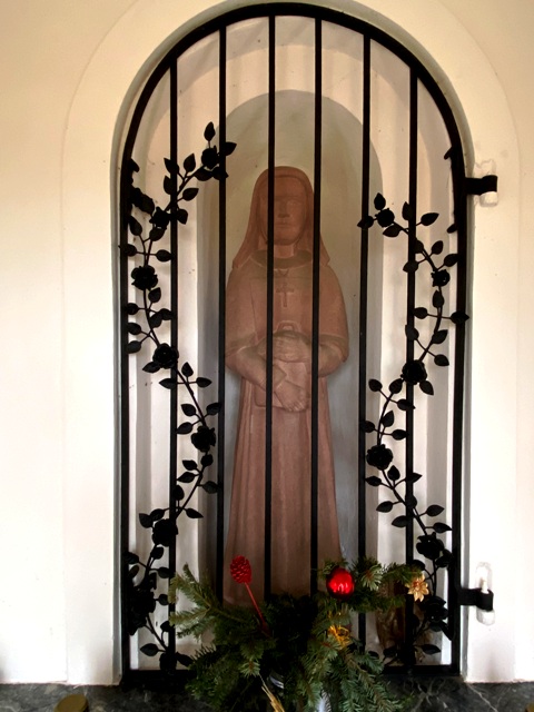 Mittelbiberach, ehem. Pestfriedhof, Ulrika Nisch