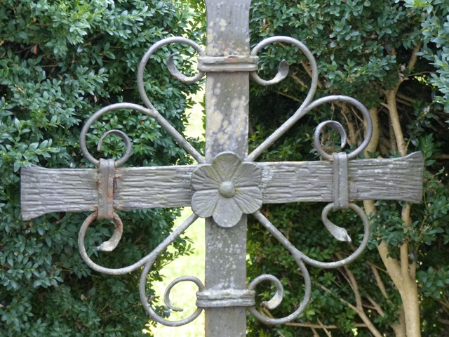 Wegkreuz, Furt, Abzweigung nach Engetweiler, Detail