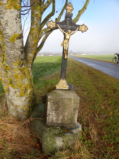 Wegkreuz, Fahrradweg nach Mennisweiler