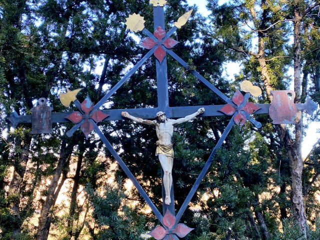 Mhlhausen, Arma-Christi-Kreuz