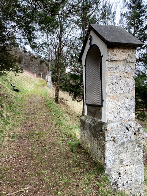 Neufra, Kreuzweg zur Hochbergkapelle