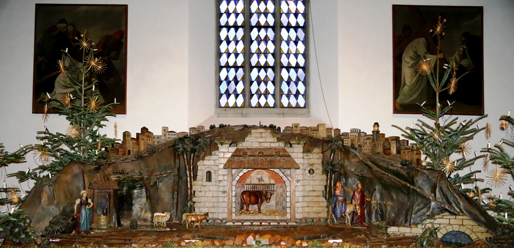 Krippenlandschaft in der Ravensburger Stadtpfarrkirche Liebfrauen