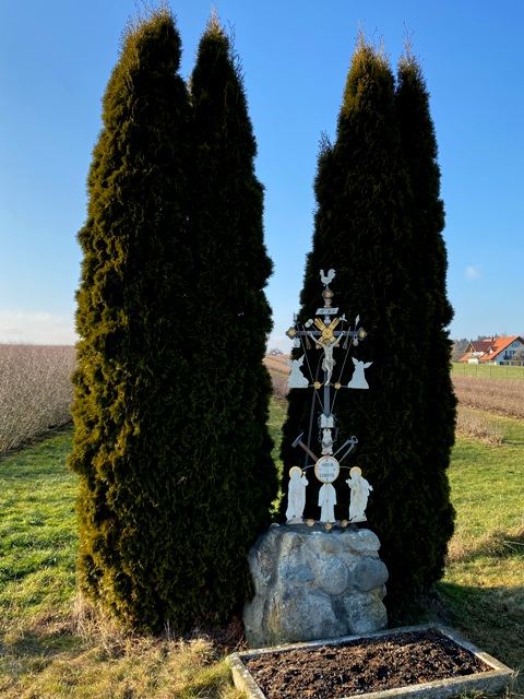 Ringers, Arma-Christi-Kreuz