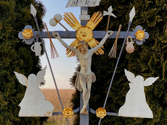 Ringers, Arma-Christi-Kreuz