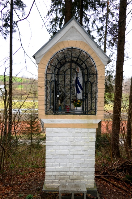 Bildstock mit Lourdesgrotte in Ringschnait