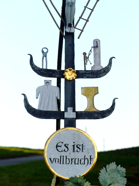 Seeden, Arma-Christi-Kreuz, klein, Detail