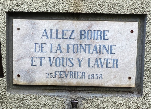 Steinbronnen, Lourdesgrotte, Allez boire...