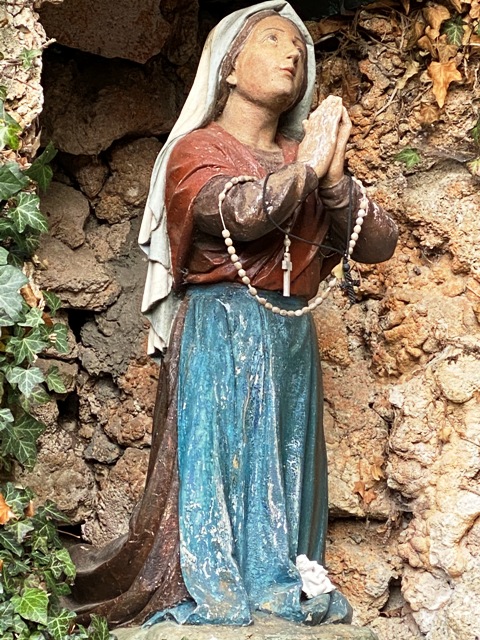 Steinbronnen, Lourdesgrotte, Bernadette