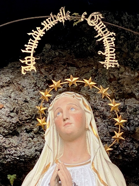 Steinbronnen, Lourdesgrotte, Lourdes-Madonna