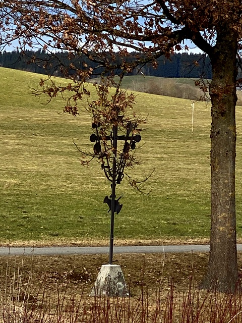 Tautenhofen, Arma-Christi-Kreuz