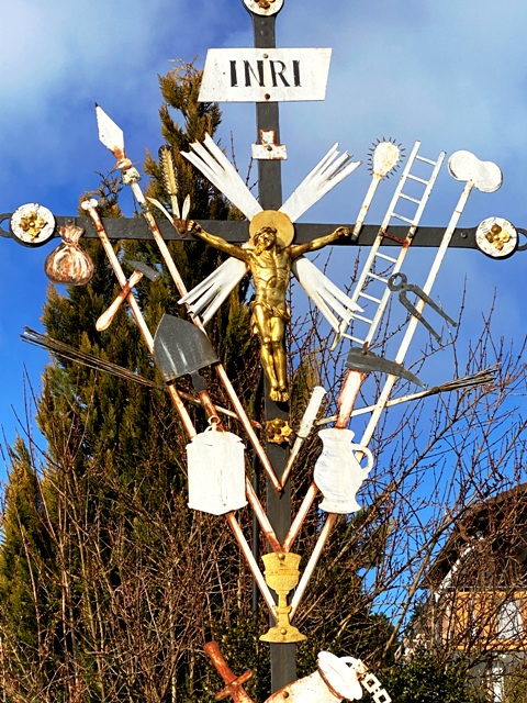 Unterschwarzach, Arma-Christi-Kreuz